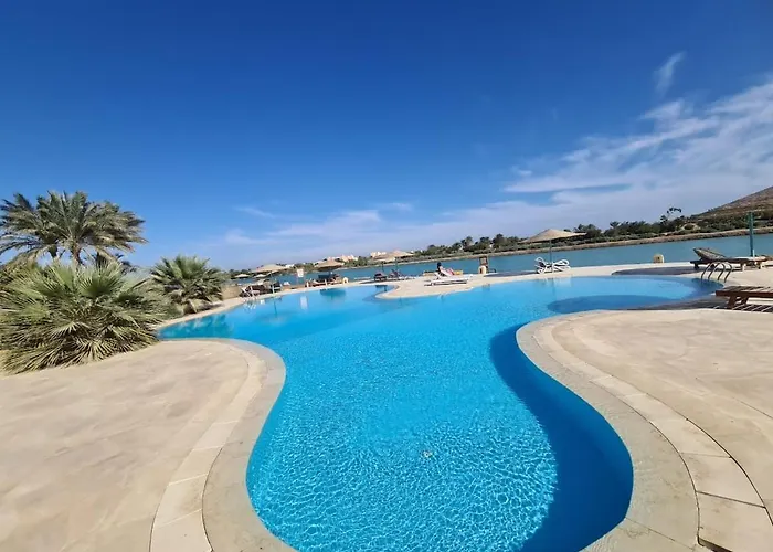 Elgouna West Golf 2 Bedrooms 2 Bathrooms - Pool